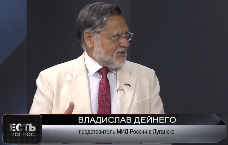  :                         &quot; V&quot;