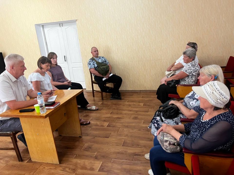 Сергей Козенко: Сегодня, согласно графику, провел встречу с семьями погибших участников специальной военной операции в селе Пархоменко