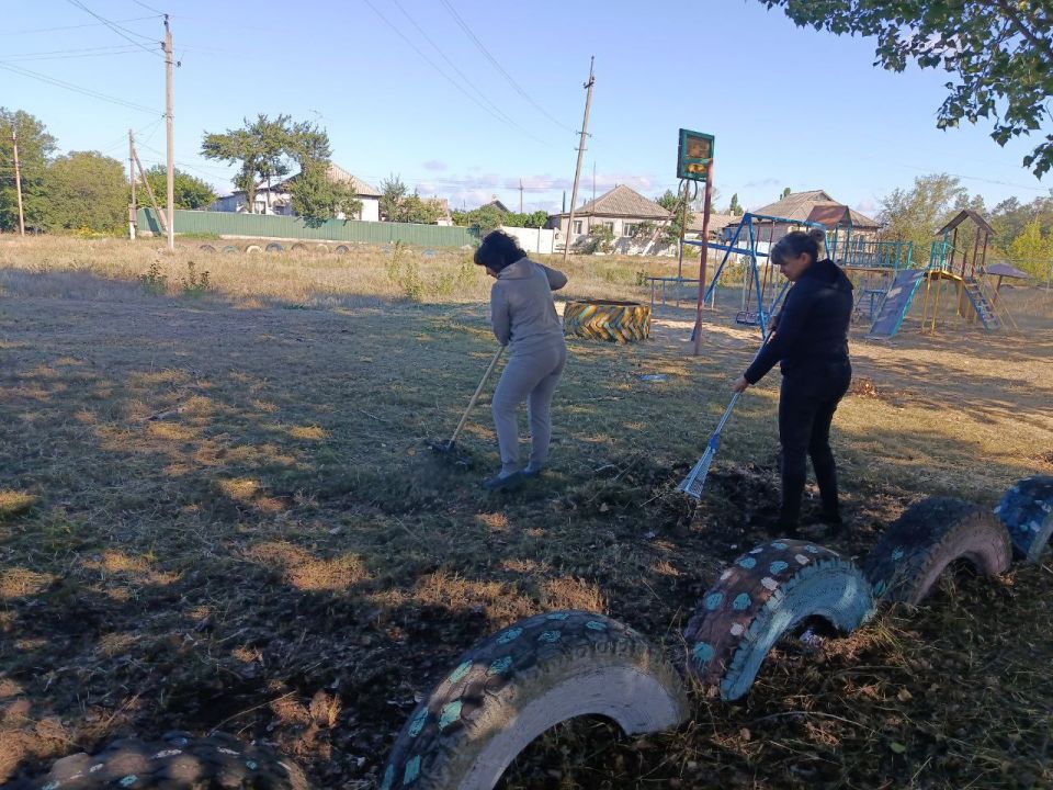 15 августа 2025 года в рамках традиционного эко-дня в Старобельском муниципальном округе проведены масштабные работы по благоустройству и уборке территорий