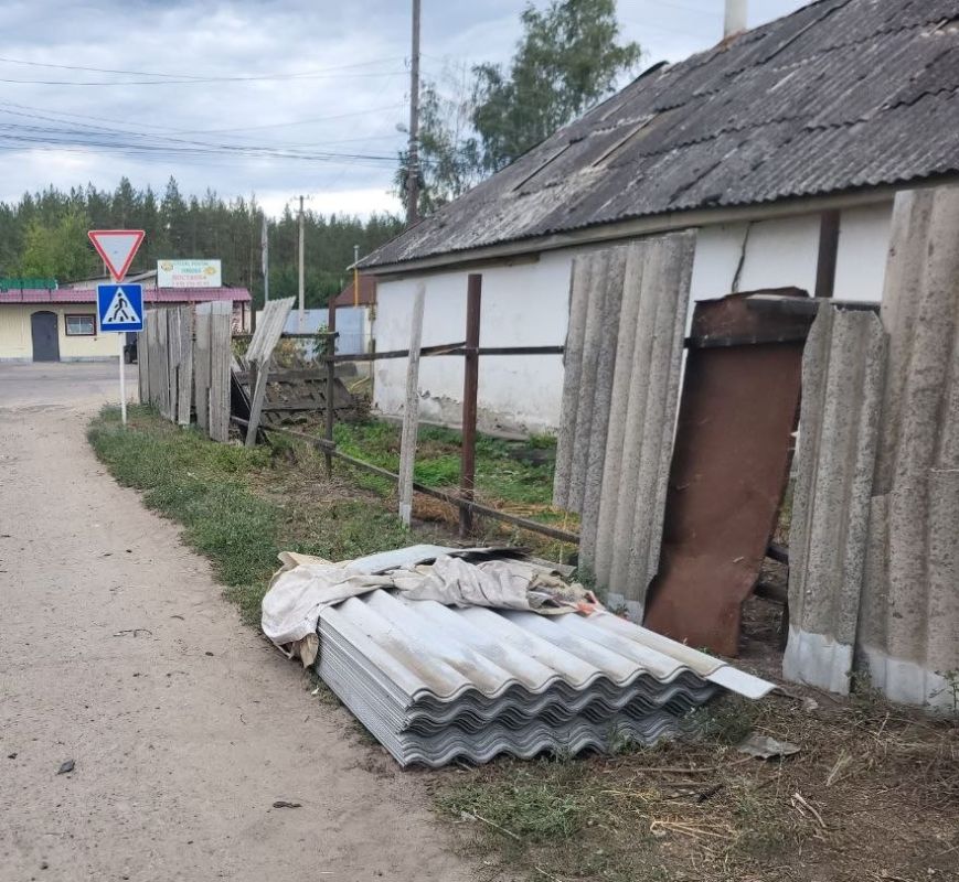 Благодаря поддержке шефа-региона Карачаево-Черкесской Республики Старобельский муниципальный округ получил материальную помощь для восстановления домов жителей, пострадавших в результате атак