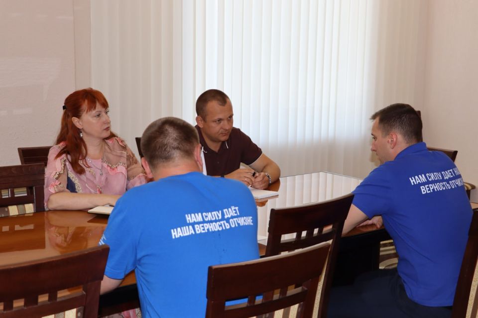    ,    &quot;   &quot;    