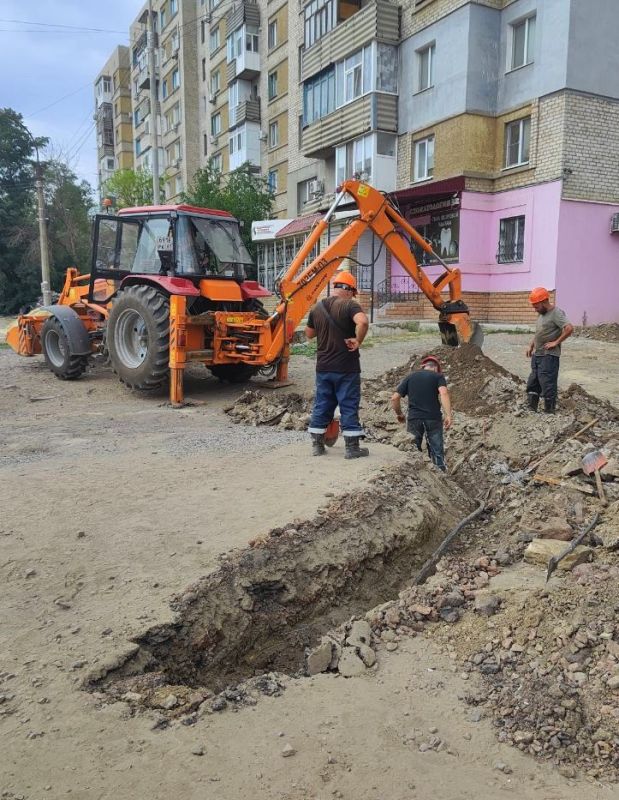 В Краснодоне и Молодогвардейске энергетики проводят комплексную реконструкцию кабельных сетей