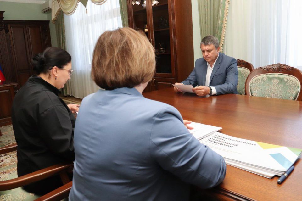  :            10     -      