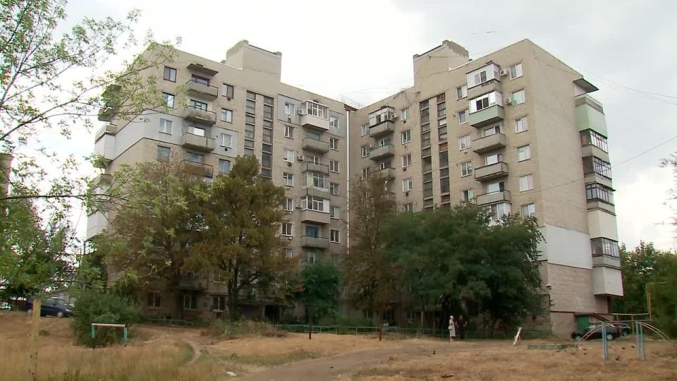 «Завершена отделка машинных отделений, капитально отремонтирована кровля над ними. Новые лифты прошли испытания»