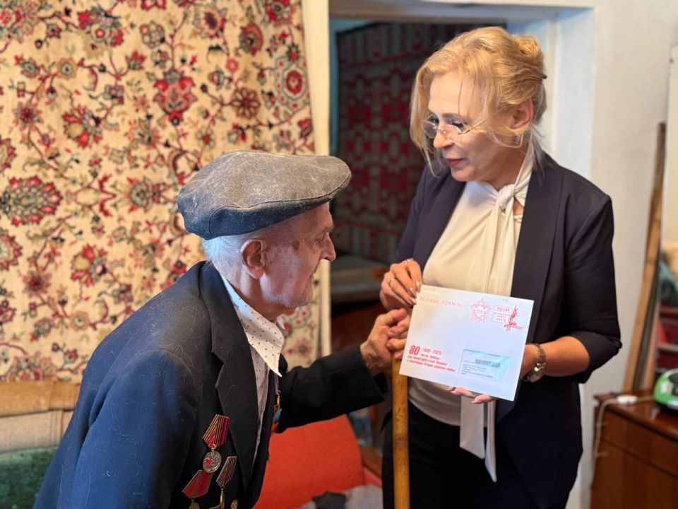 Виктория Сергеева: Сегодня выполнила почетную миссию – адресно поздравила ветеранов с 80-летием Победы над милитаристской Японией и окончанием Второй мировой войны, передав именные письма от нашего президента Владимира...