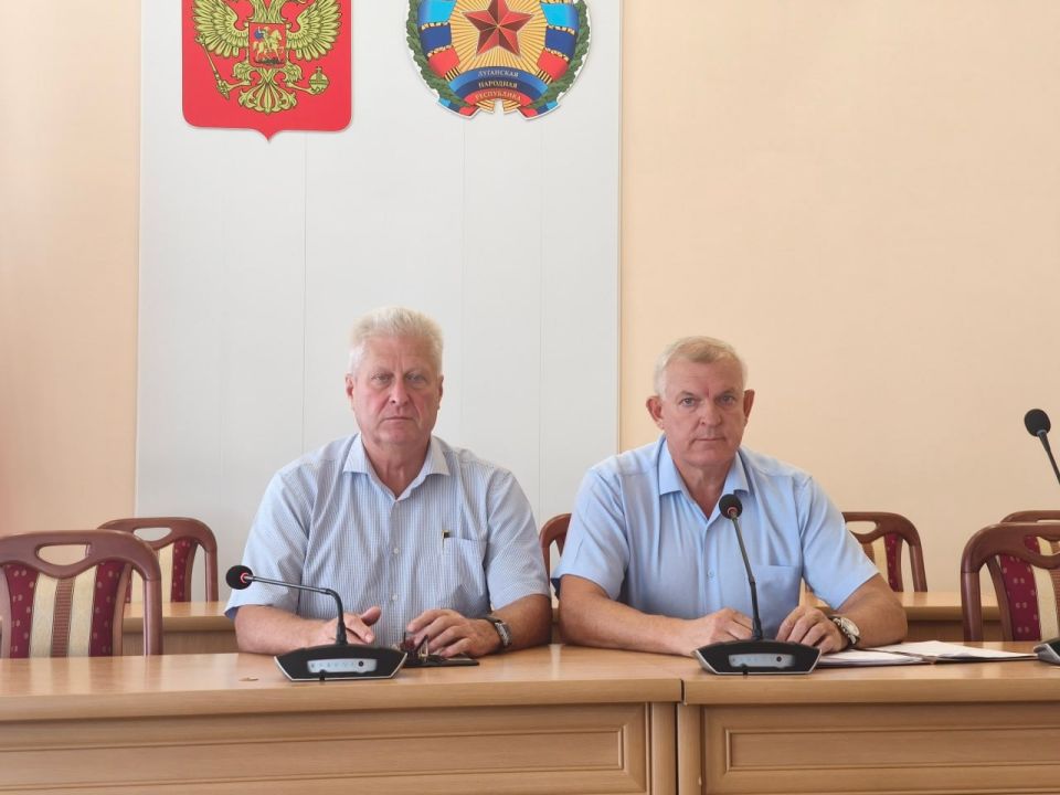 Сергей Козенко: Сегодня принял участие во внеочередном заседании Совета депутатов Краснодонского муниципального округа