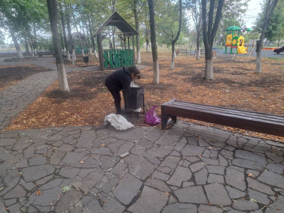 Андрей Рубанцов: С целью обеспечения благоприятной среды для проживания населения, в пгт Ясеновский продолжаются работы по благоустройству территории