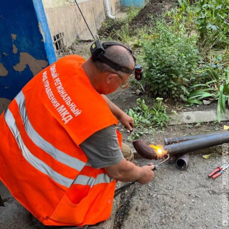 ������ ����������� �������� �������� ����� 14 000 ������ ������ ���� � ������������ ����������