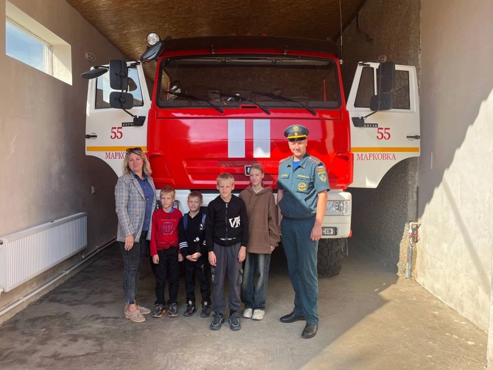 Сотрудники 55 ПСЧ 18 ПСО ФПС ГПС Главного управления МЧС России по Луганской Народной Республике, а также сотрудник отдела надзорной деятельности и профилактической работы по Марковскому району приняли участие в...