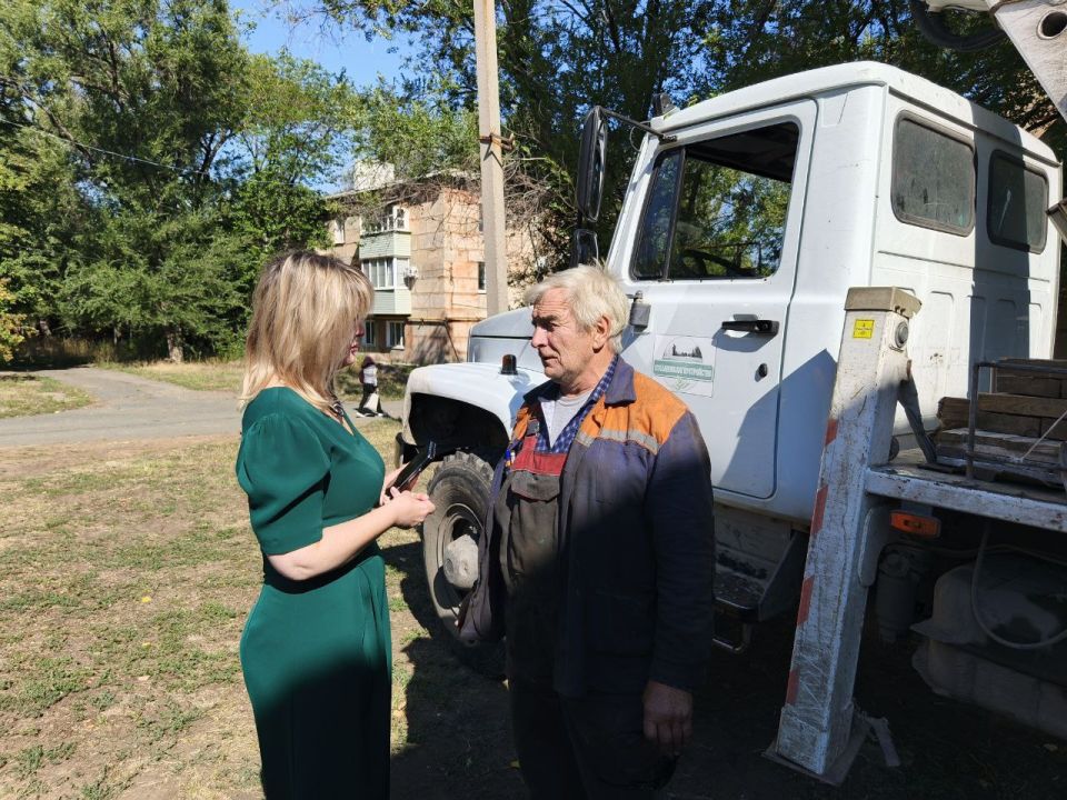 Побывала в Ирмино на сценической площадке по ул. Богатой