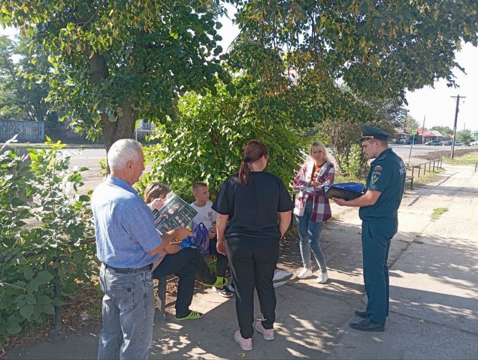 Инспекторский состав ОНД и ПР по Старобельскому району совместно с представителями ГБУ ЛНР "Старобельское Лесхоз" и сотрудниками отдела МВД России "Старобельский" провели плановый профилактический рейд в населенных пунктах...
