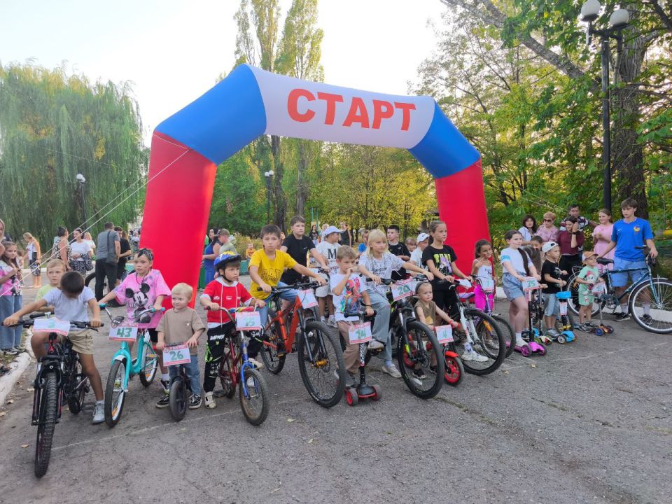 Евгений Морозов: Продолжились праздничные мероприятия в городском парке