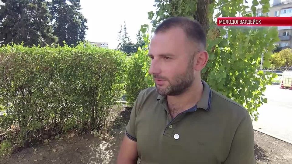 Работы по капитальному ремонту дороги и благоустройству сквера по улице Ленина ведутся в Молодогвардейске