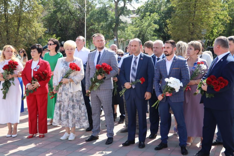 ����� ��������: ��������� � ����� ��� ������, ��� ������� � 90-����� ������������� �������� � ���������