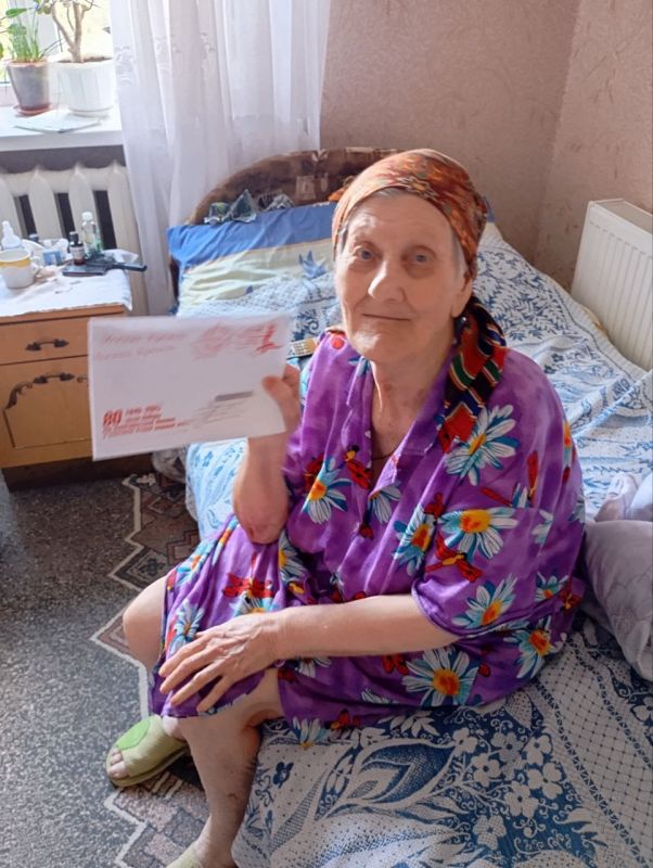 В Лутугинском округе продолжаются поздравления ветеранов