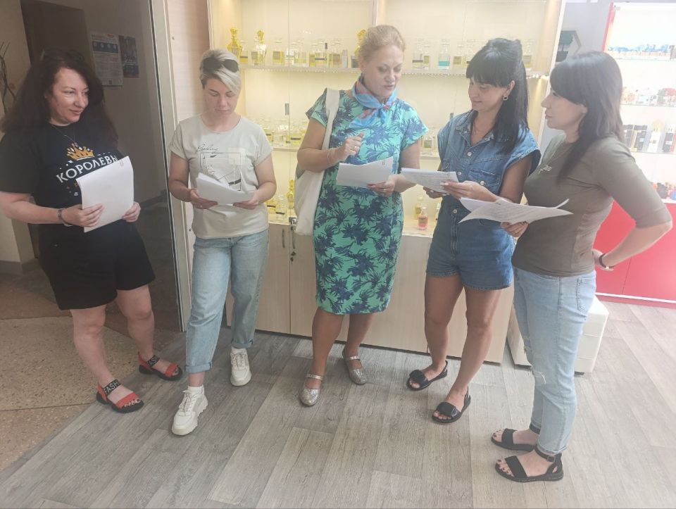 Территориальное отделение Государственного казенного учреждения «Республиканский центр занятости населения Луганской Народной Республики» в городе Брянке на постоянной основе проводят семинары для индивидуальных...