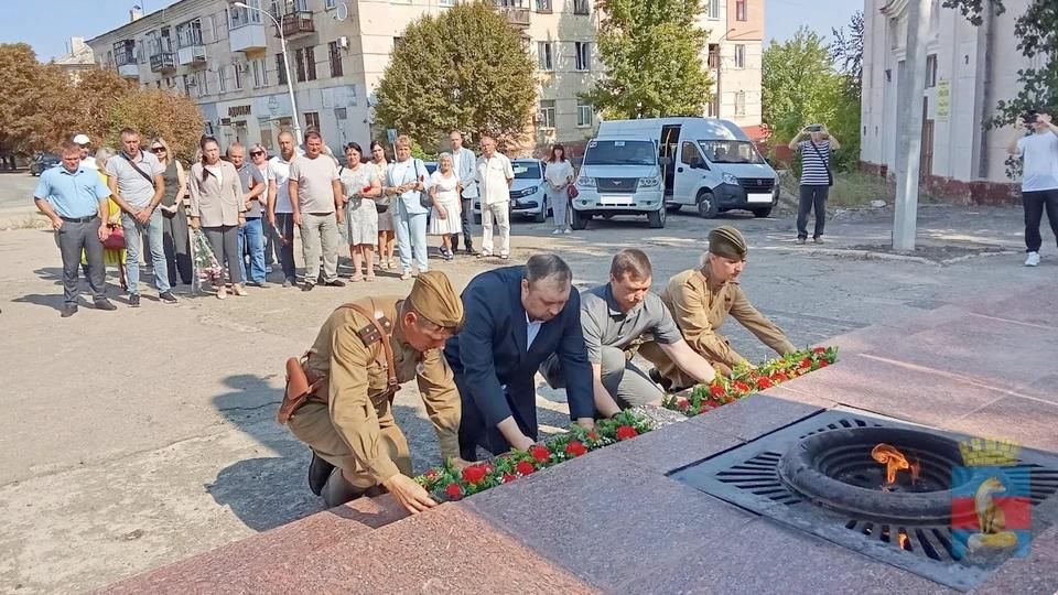 Лисичанск отмечает 82-ю годовщину освобождения от немецко-фашистских захватчиков
