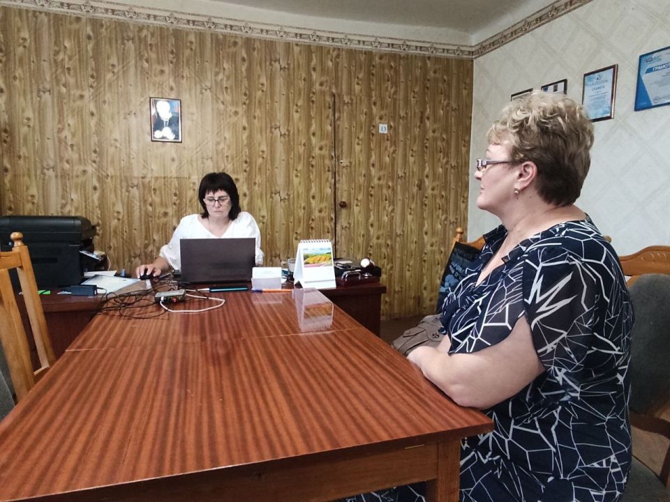 Сегодня в отделе жизнеобеспечения г. Вахрушево состоялся очередной выездной прием мобильного офиса МФЦ ЛНР