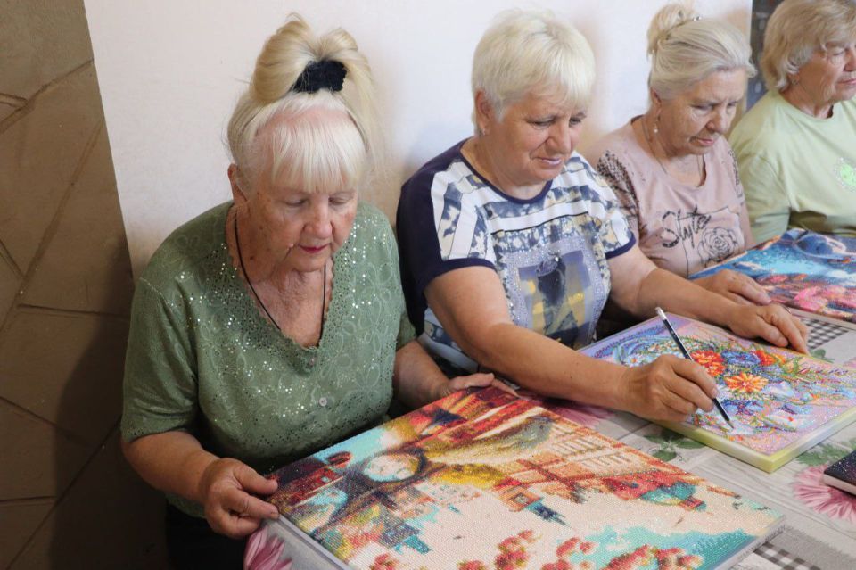 2 сентября 2025 года в рамках проекта «В творчестве общение - для души исцеление», который реализует АНО "Станично-Луганский центр "Большая семья" при поддержке Фонда президентских грантов, на базе библиотеки-филиала п....