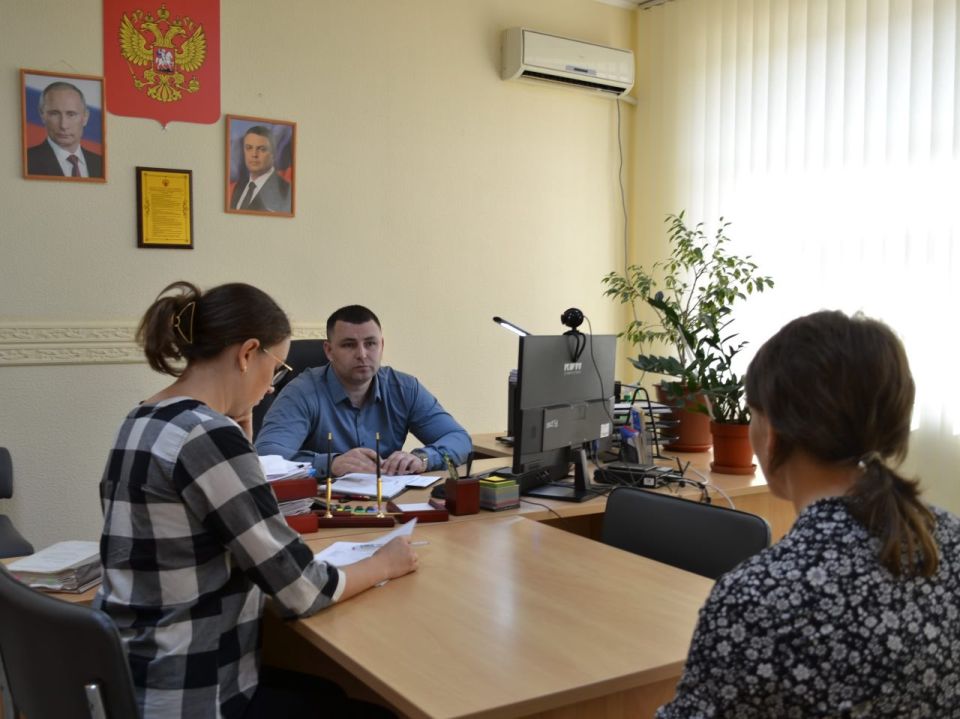 Заместитель Главы Старобельского муниципального округа Арабаджи Максим Борисович провел личный прием граждан