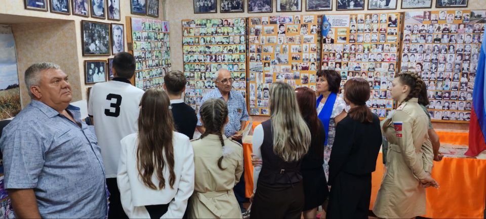 Андрей Рубанцов: В пгт Новодарьевка открылась выставка "Историческая память"