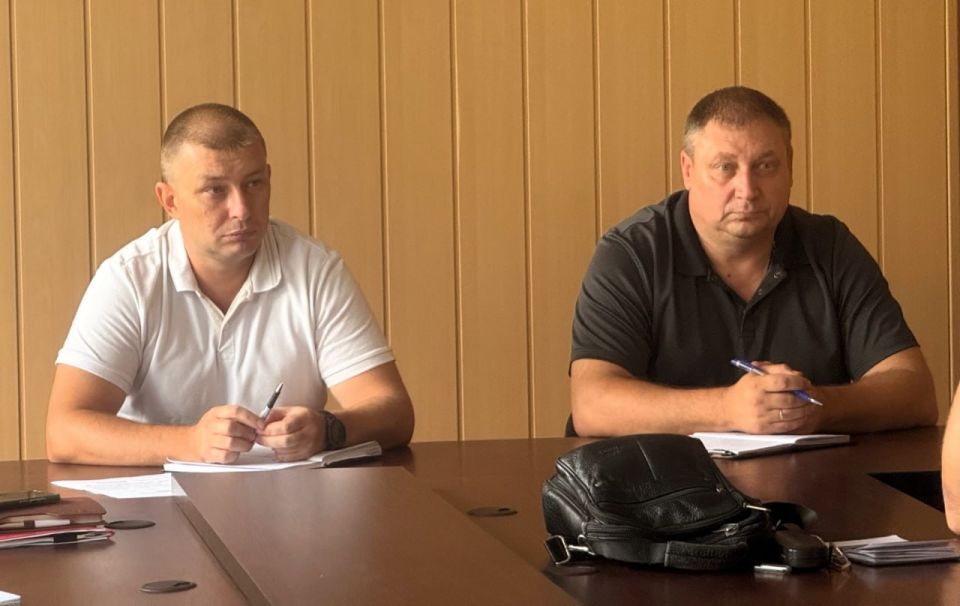 Евгений Шаталин: Провел заседание рабочей группы межведомственной комиссии по противодействию нелегальной занятости на территории города Рубежное