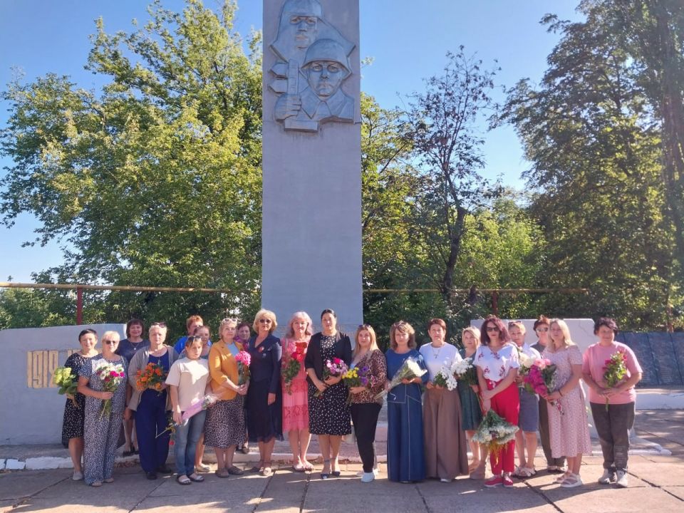 В посёлке Чернухино у Мемориала Славы состоялся митинг, посвящённый 82-ой годовщине освобождения посёлка от немецко-фашистских захватчиков