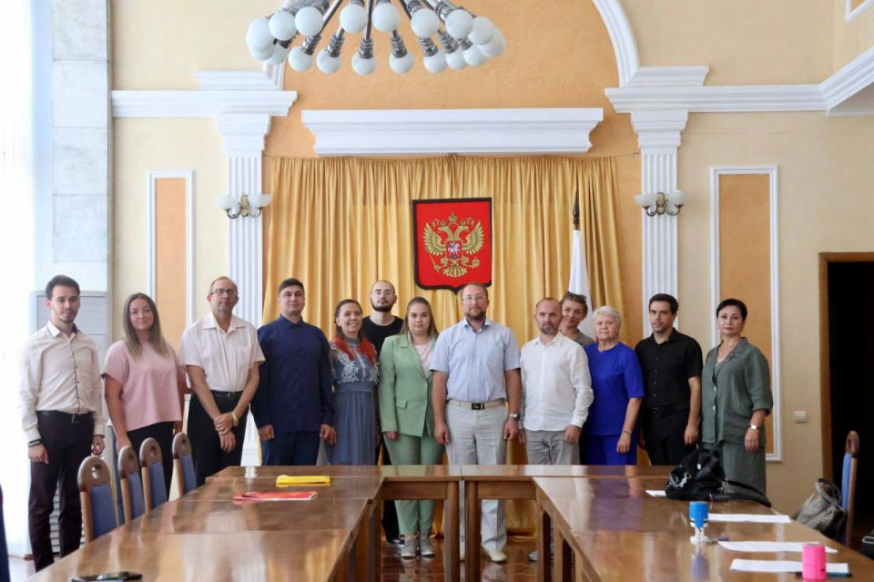 В Луганскую Народную Республику прибыли шесть победителей программы «Земский работник культуры» из разных уголков России