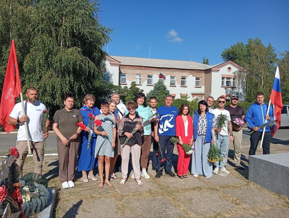 В честь Дня окончания Второй мировой войны «Единая Россия» в Рубежном организовала праздничный митинг