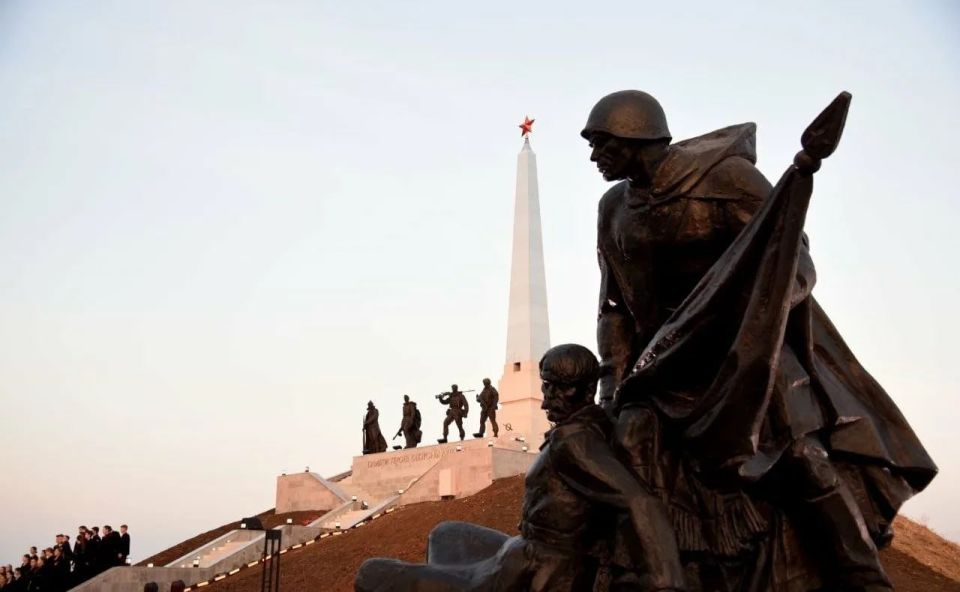 Наталия Пащенко: Сегодня мы отмечаем, 82-ю годовщину освобождения Ворошиловградской области от немецко-фашистских захватчиков