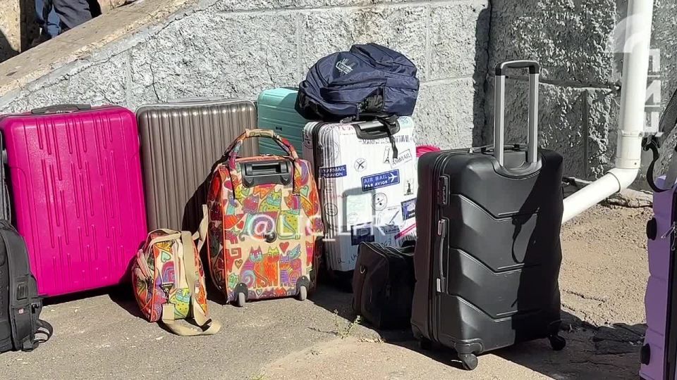 Артисты Луганского академического музыкально-драматического театра имени Михаила Голубовича отправились в гастрольный тур по семи городам России