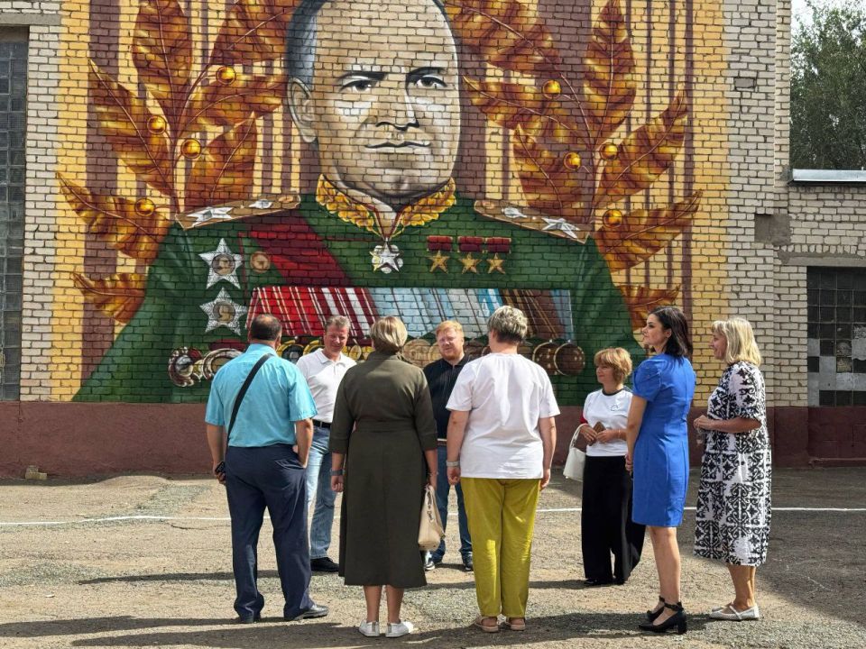 Сергей Колягин: Сегодня в наш городской округ город Первомайск с рабочим визитом прибыл Министр образования и науки Луганской Народной Республики Иван Кусов