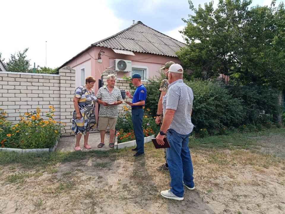 Сотрудники Администрации в составе рабочей группы произвели обход улиц города