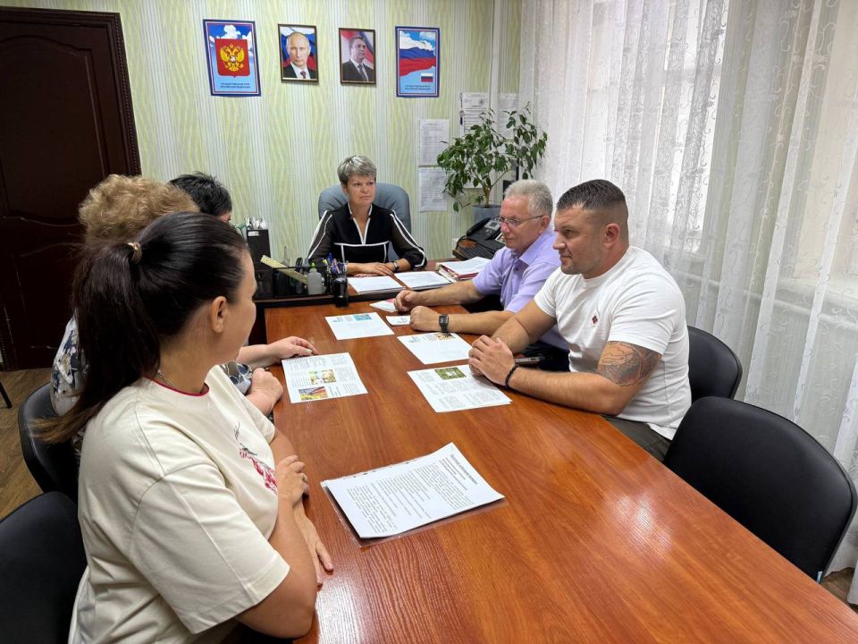 ������� �����: �������� ���������� ������� ����������� ���� ������� �������������� ������ �. ������� ��� ���� �������-������� ������ ������� � ������������� ������� � 13 ��� ��� �����ͻ � �. ������� ��� ������ ������ �...