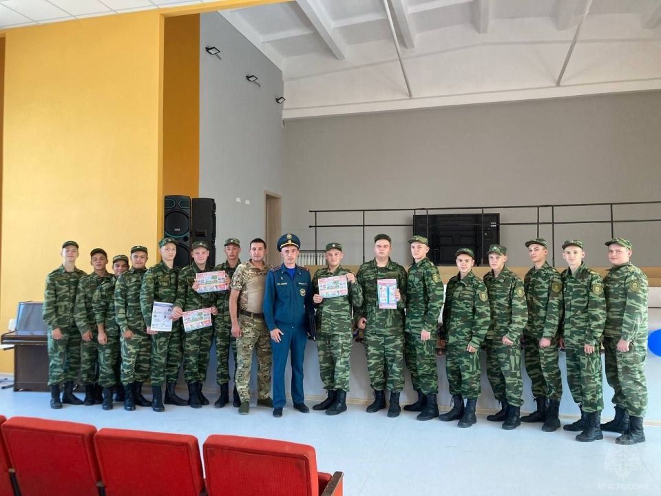 Инспекторским составом Государственного пожарного надзора Старобельского р-на проведена лекция в ГБОУ ЛНР "Старобельский казачий кадетский корпус им. В.Ф. Маргелова"