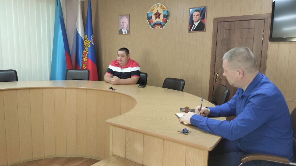 Сегодня Глава городского округа город Ровеньки Андрей Рубанцов провел плановое рабочее совещание с руководителями управлений администрации и структурных подразделений