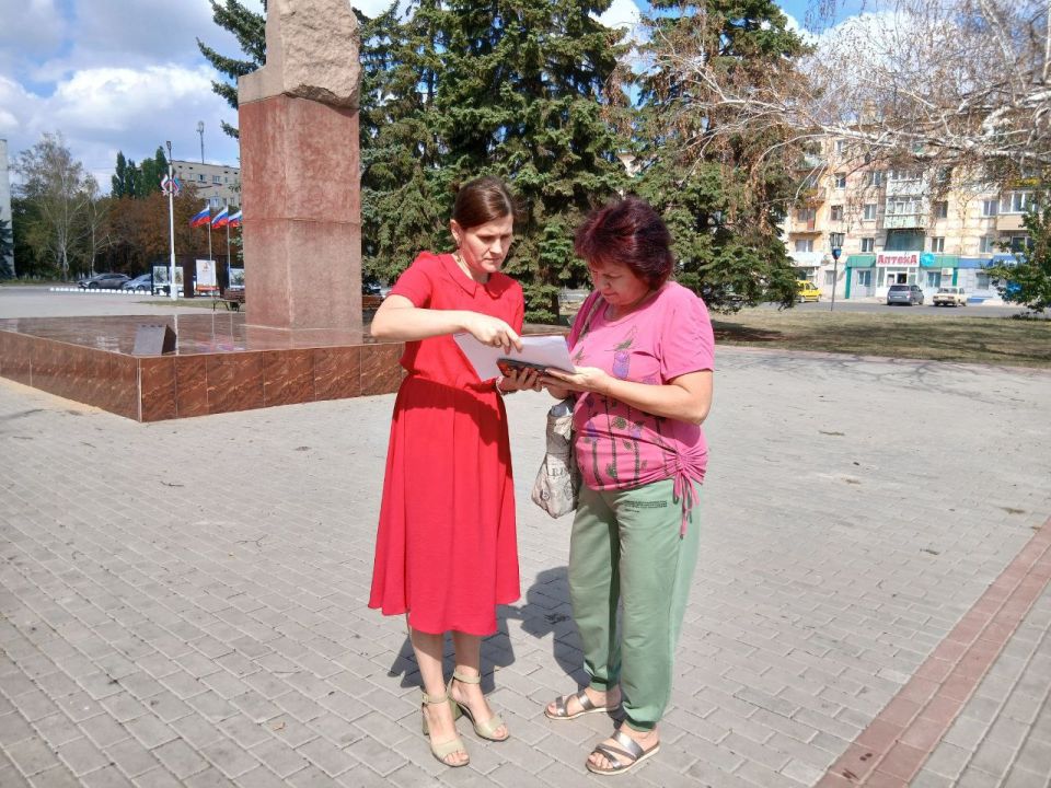 Общественники Кировска собирают подписи в поддержку своих инициативных проектов