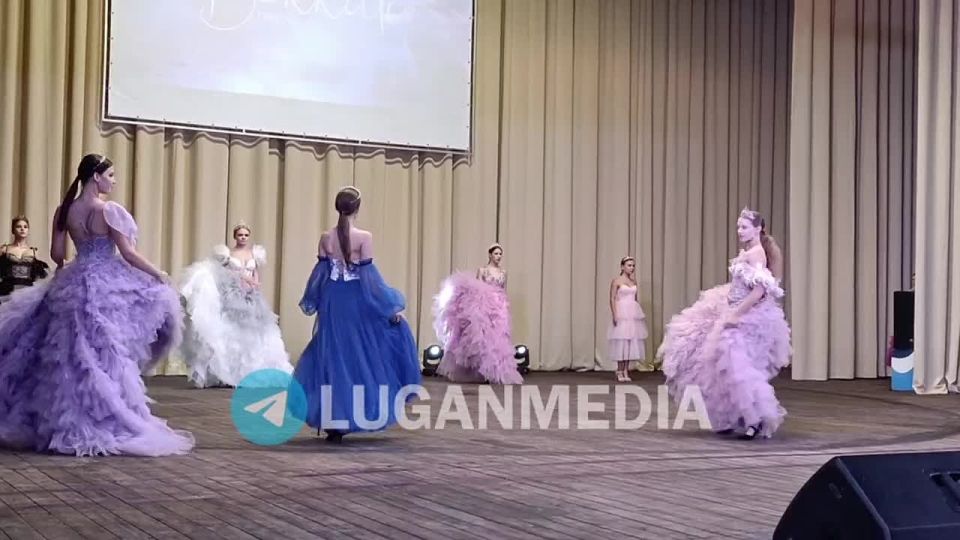 В Красном Луче состоялся конкурс-фестиваль совершенства и таланта «Красота в сердце Донбасса-2025»