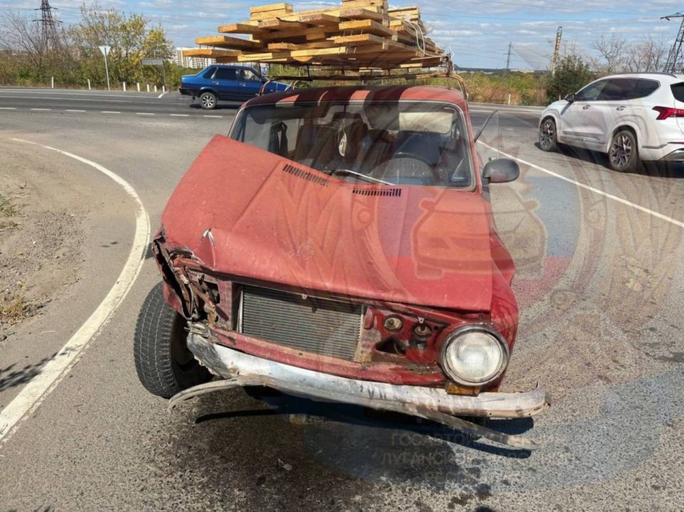 ДТП в Перевальске: трое подростков в больнице