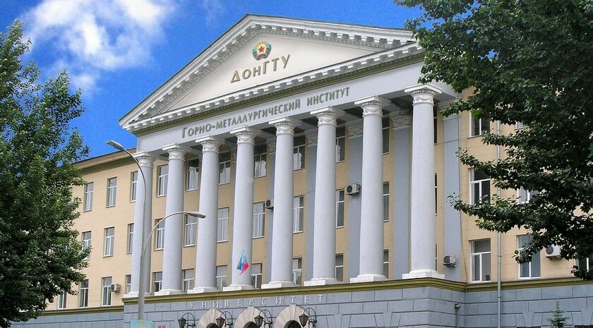 Специалисты отремонтировали главный корпус и три общежития ДонГТУ в Алчевске — Хуснуллин