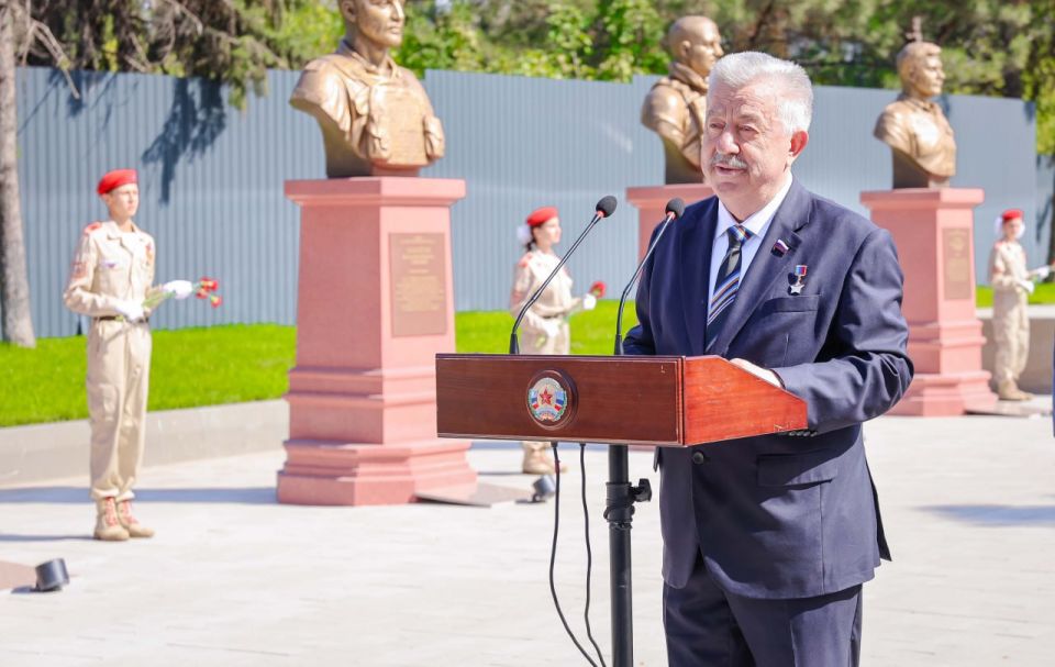 ��������� ������ ������ ������-���������� ���������� ������ ������� � ��������� ��������� ����� ����� � ��������� ������