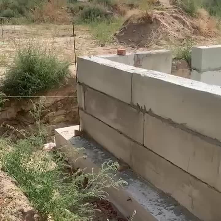 На территории города Старобельск продолжаются строительно-монтажные работы по возведению нового многоквартирного дома