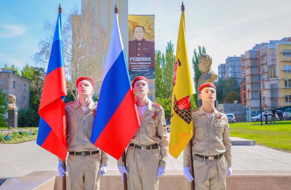 �������� ��������� �������� ���������� ���� �������� ������ ������� � ������������� �������� ����� ���������� ����� � ������ ��������