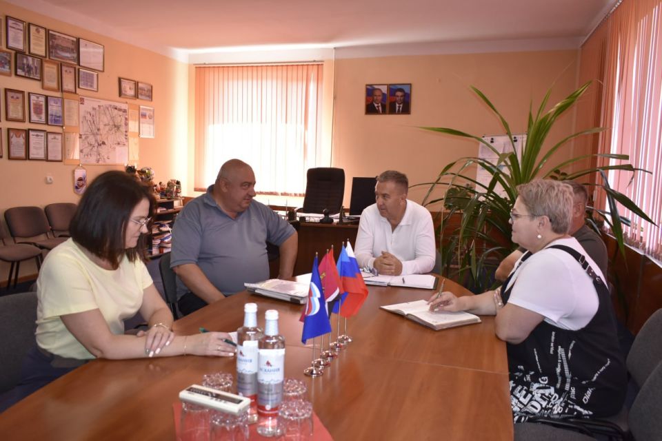 Виталий Михайлов: Провел рабочую встречу с руководителем ООО «Фирма АРС»