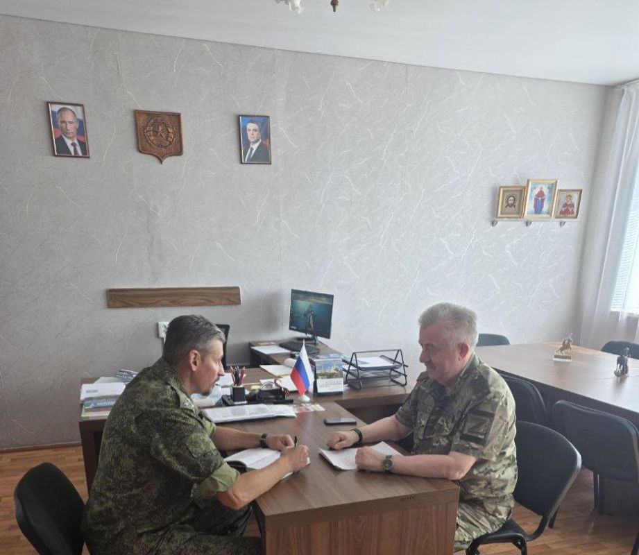 ������ ����������: ������� ������� ��������� ������� ��������� ������ ����� ������ ��������� �������, ��� ������ ������� ������� � ����� ���������� �������, ������ ���������� 208-�� ��������� �����, ������� ������ ����...