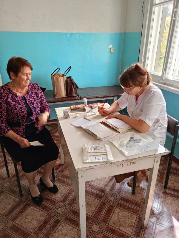 Врачи Кировской ЦГМБ осмотрели жителей пгт.Донецкий