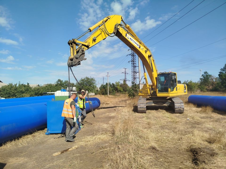 В Алчевске строят новый водовод протяженностью 2,45 км