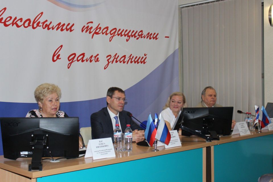 Круглый стол на тему: «Формирование исторической памяти как основы патриотического воспитания личности»