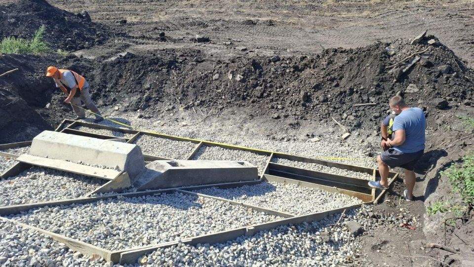 �� ������� ������ "���������-��������" ��������� ������� ���������-�������� ����� � �������