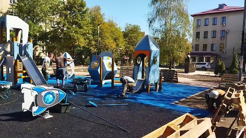 В Ровеньках реализуется проект «Каштановая аллея», который является важным шагом к созданию комфортной городской среды